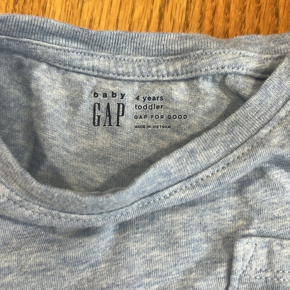 Lot of Two Gap Pocket Tees. Dark Gray and Light Blue - Picture 11 of 14